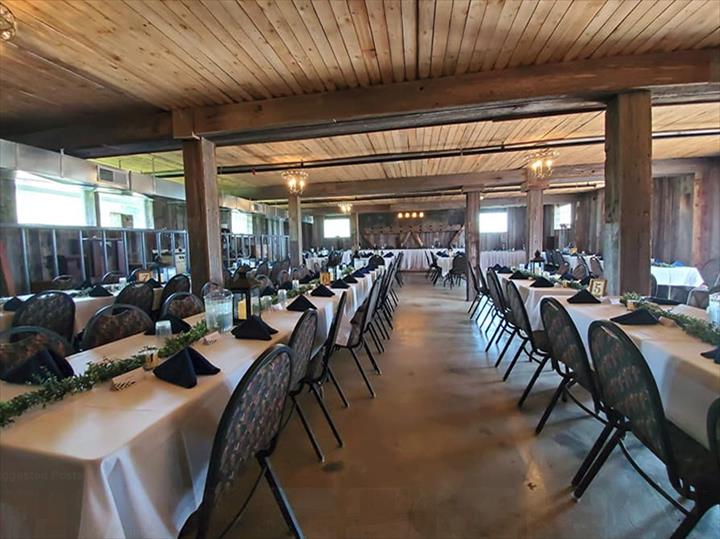 Simply Country Barn - Weddings & Event Venue - Freedom, WI - Slider 7